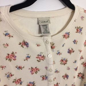 LL Bean waffle knit long sleeve, L